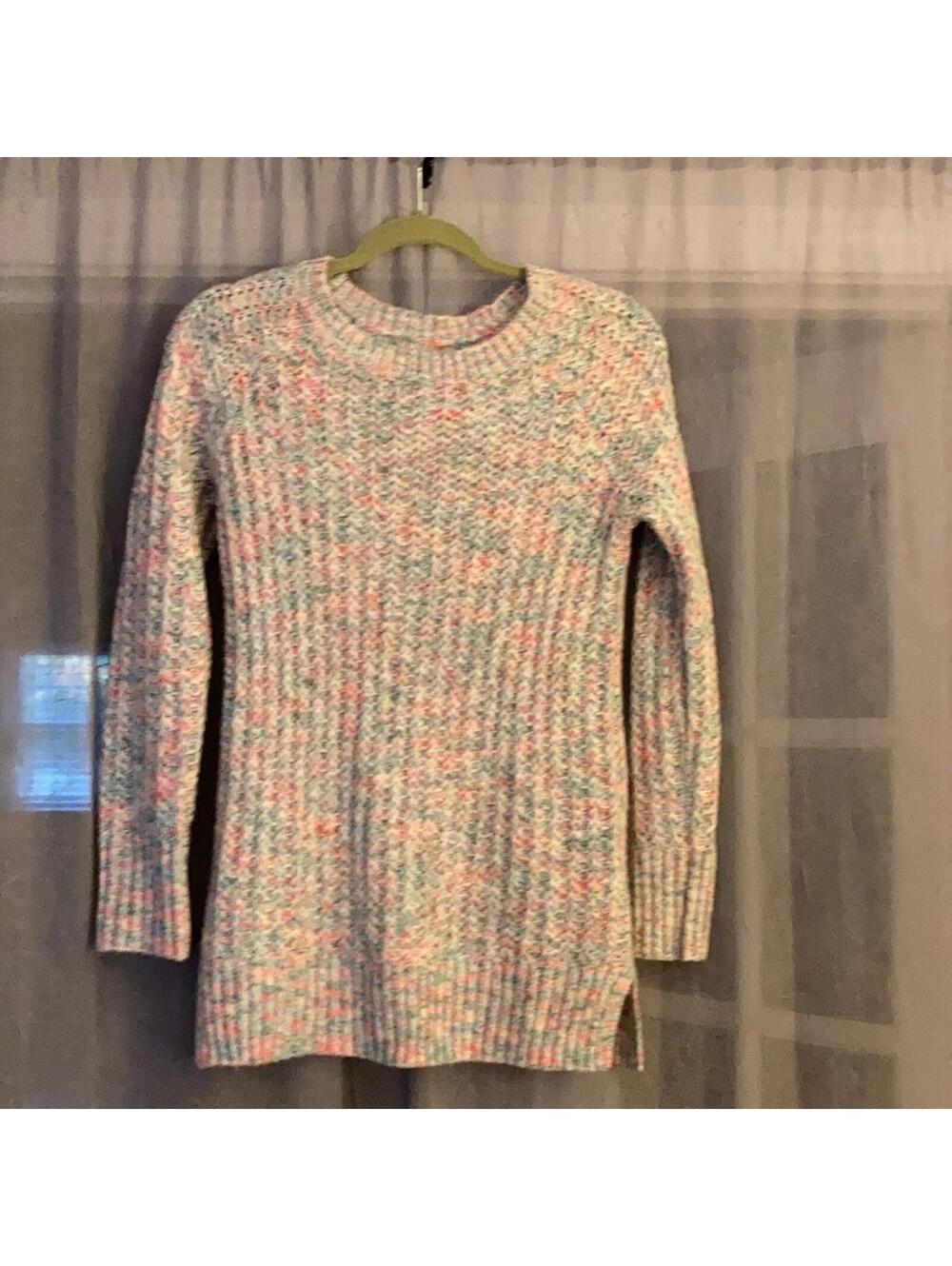Lauren Conrad sweater